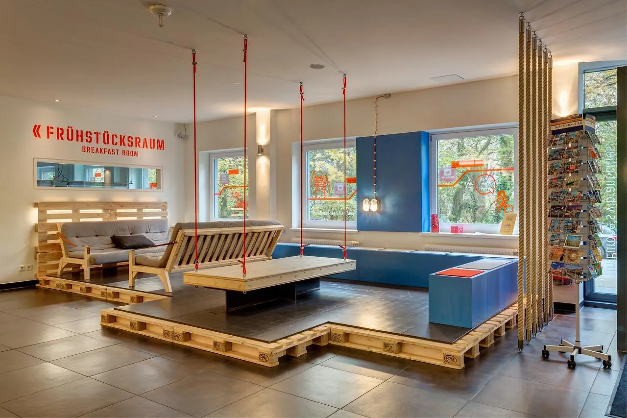 Meininger Hotel Hamburg City Center Germany
