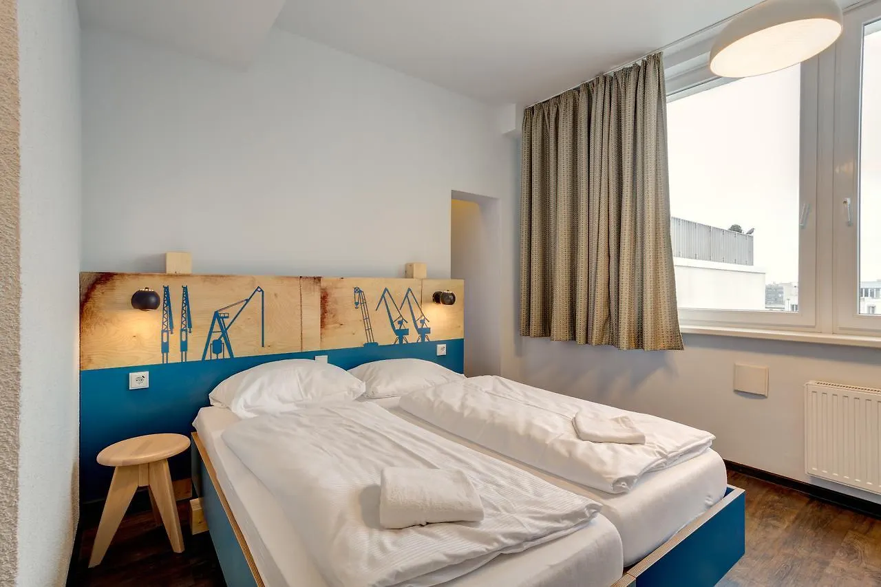 Meininger Hotel Hamburg City Center