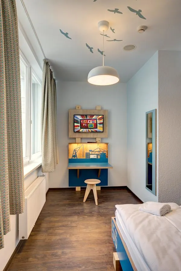 Meininger Hotel Hamburg City Center