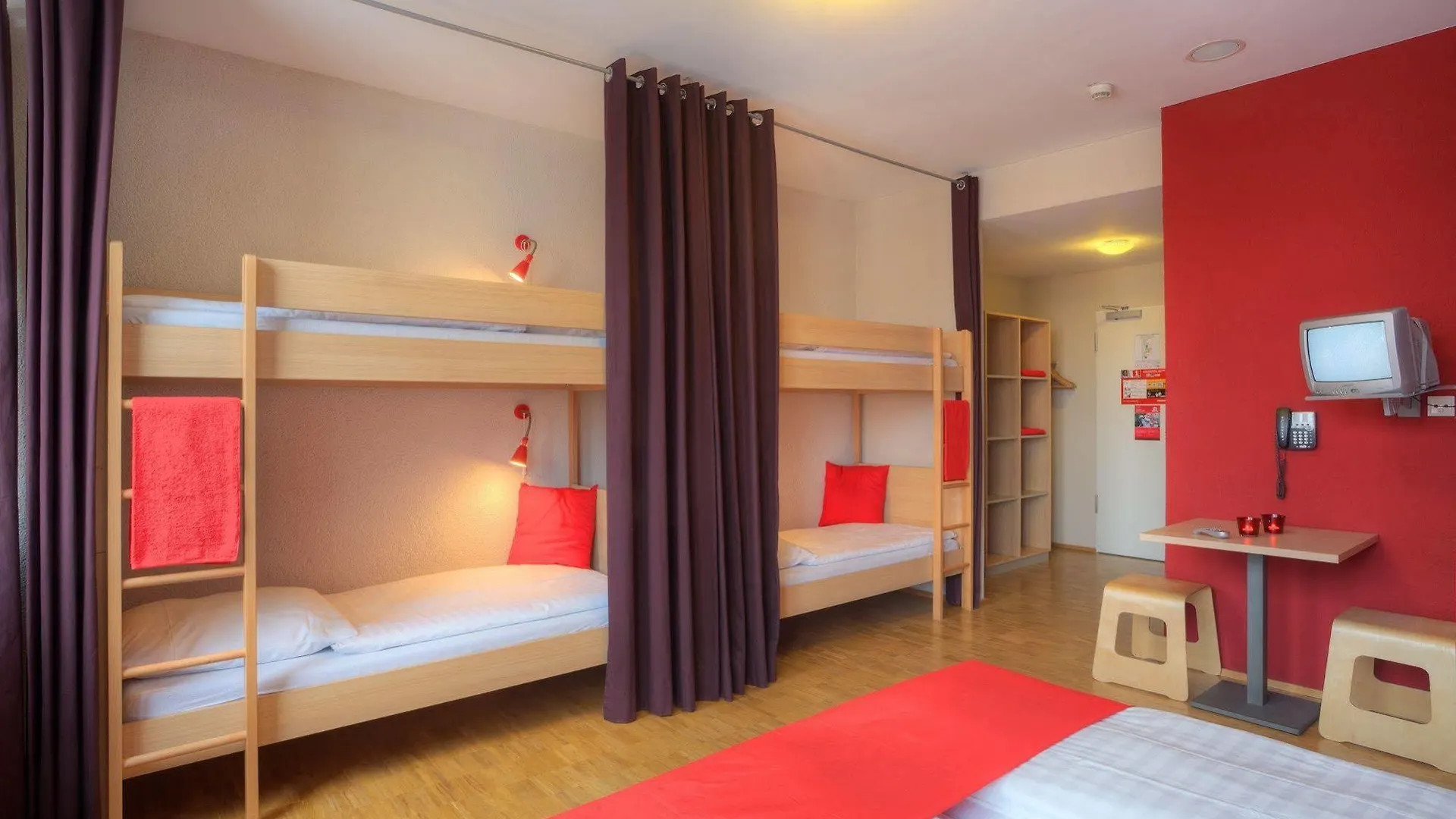 Meininger Hotel Hamburg City Center Deutschland