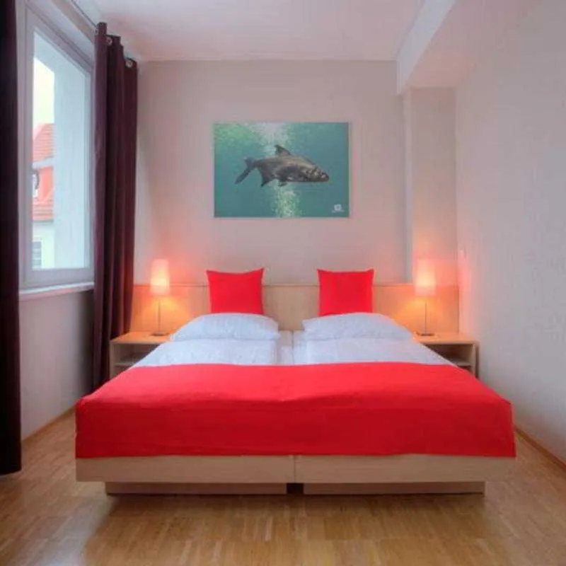 Meininger Hotel Hamburg City Center