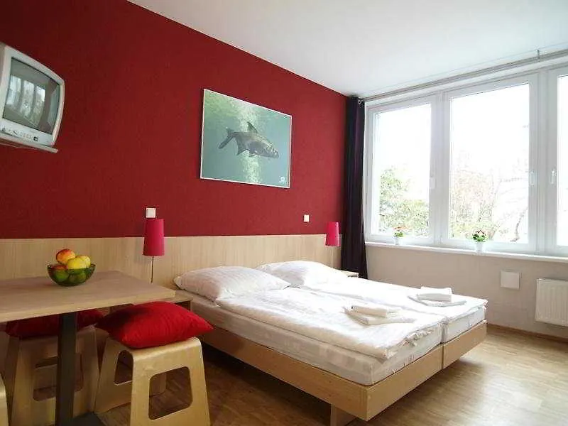 Meininger Hotel Hamburg City Center 3*,  Germany